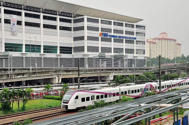 Terminal Bersepadu Selatan byPaul Xymon Garcia on flic.kr/p/eGM6ux