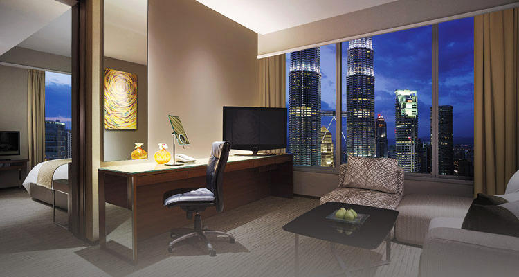 Traders Hotel KL suite with Twin Towers view